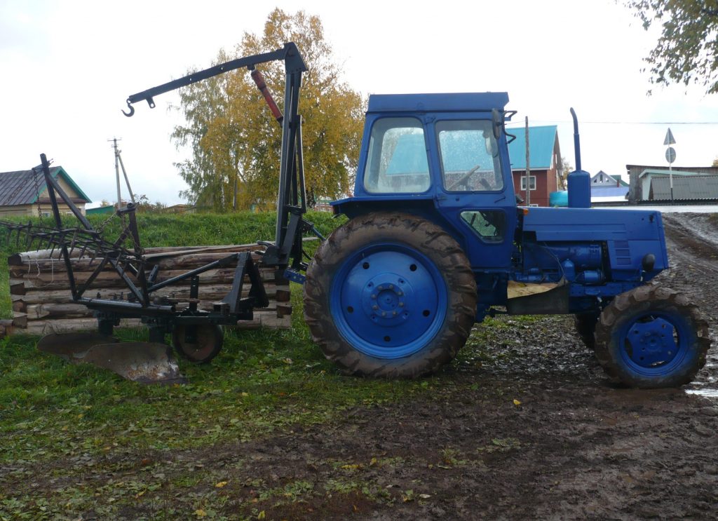 Права на трактор в Поронайске